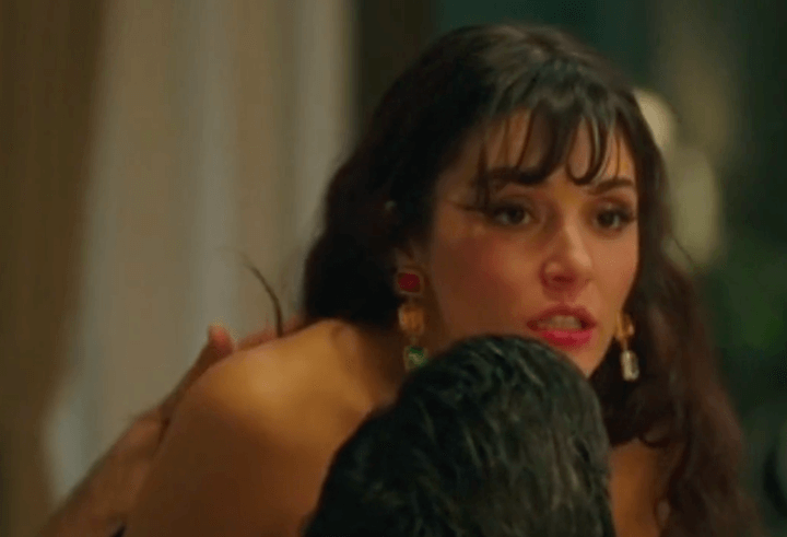 Celebrities Turkish Hande Erçel & Barış Arduç